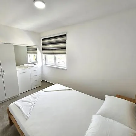 Guest House Vrsine *